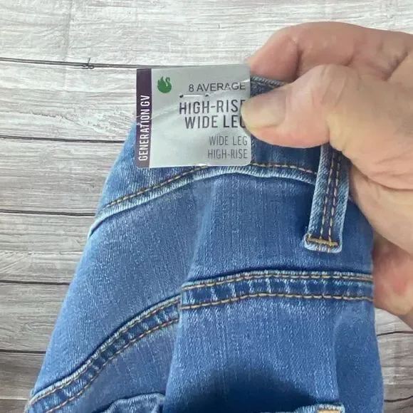 Ladies NWT size 8 average fit overall slimming jeans by Gloria Vanderbilt - Picture 10 of 13